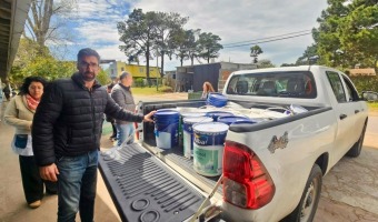 ENTREGA DE PINTURA PARA LA ESCUELA PRIMARIA N� 6 EVA PER�N